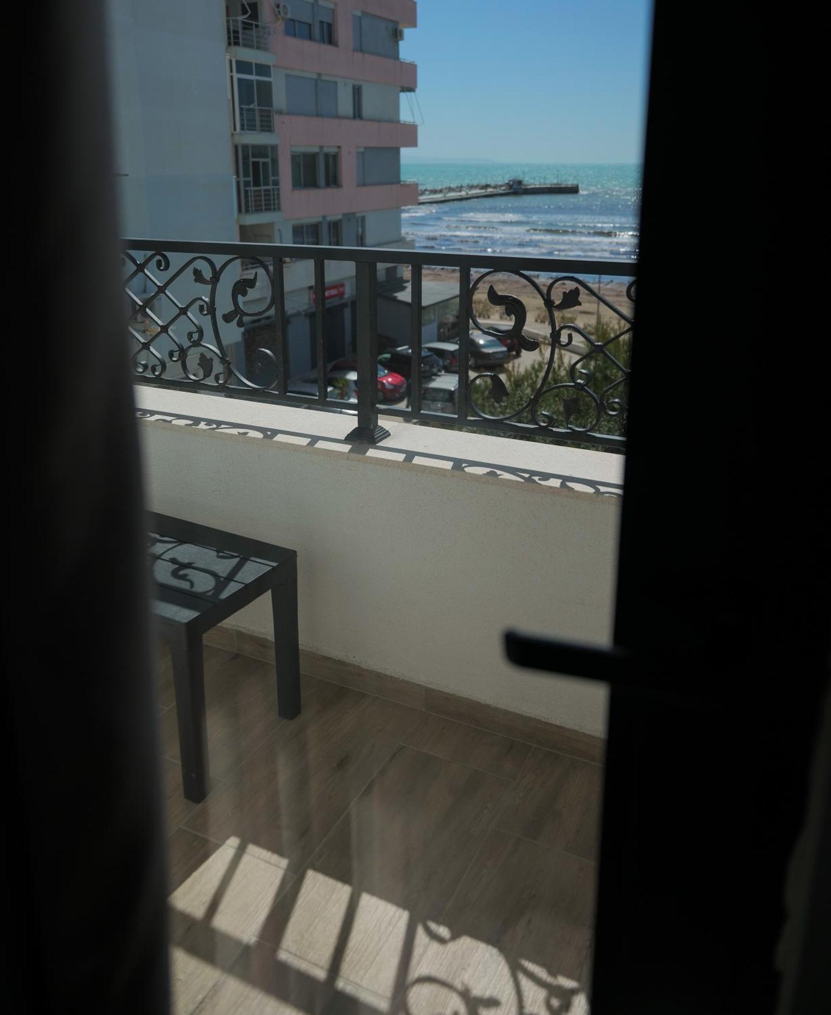 Afa Hotel Durres Exterior photo