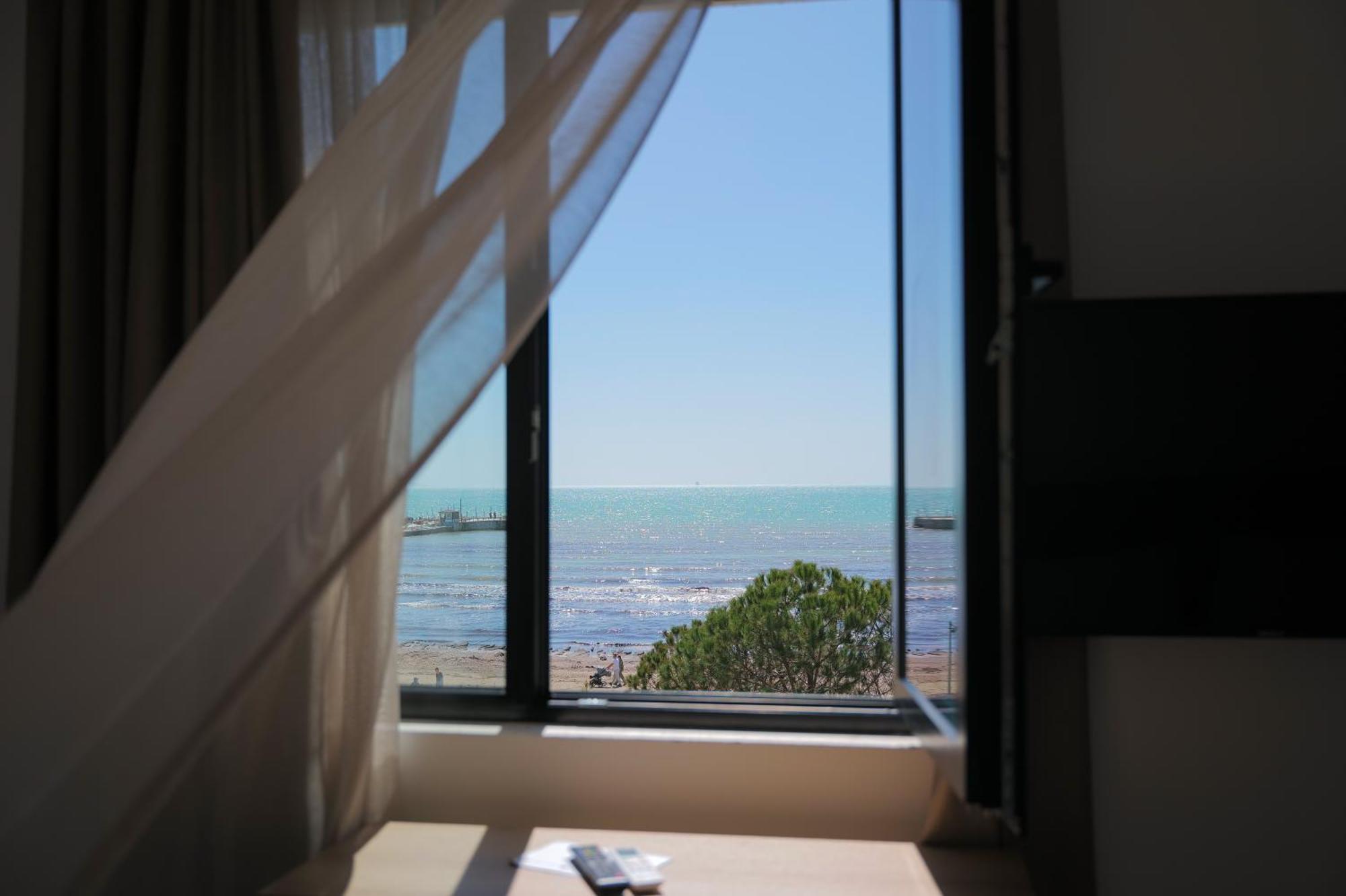 Afa Hotel Durres Exterior photo
